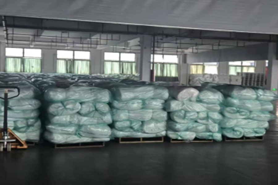 Szürke szövet gyártási és szállítási terület